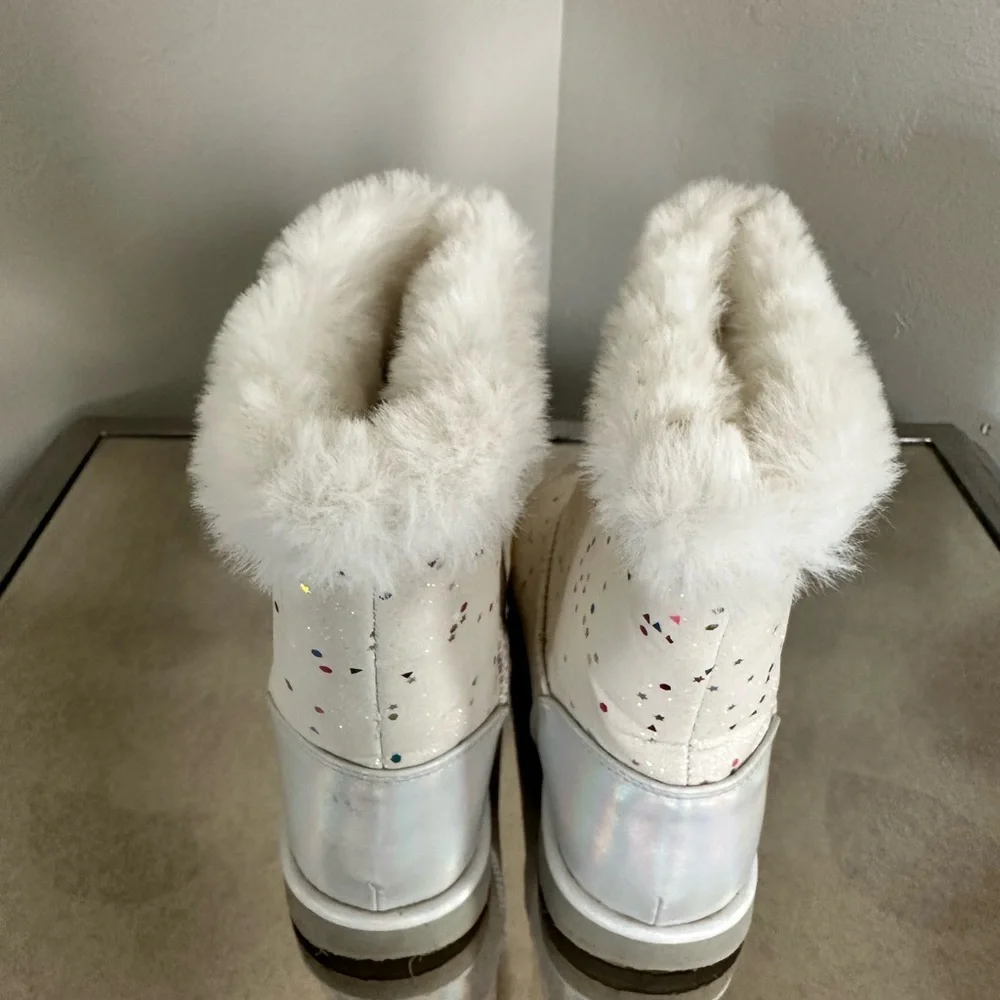 Juicy Couture girl’s juicy